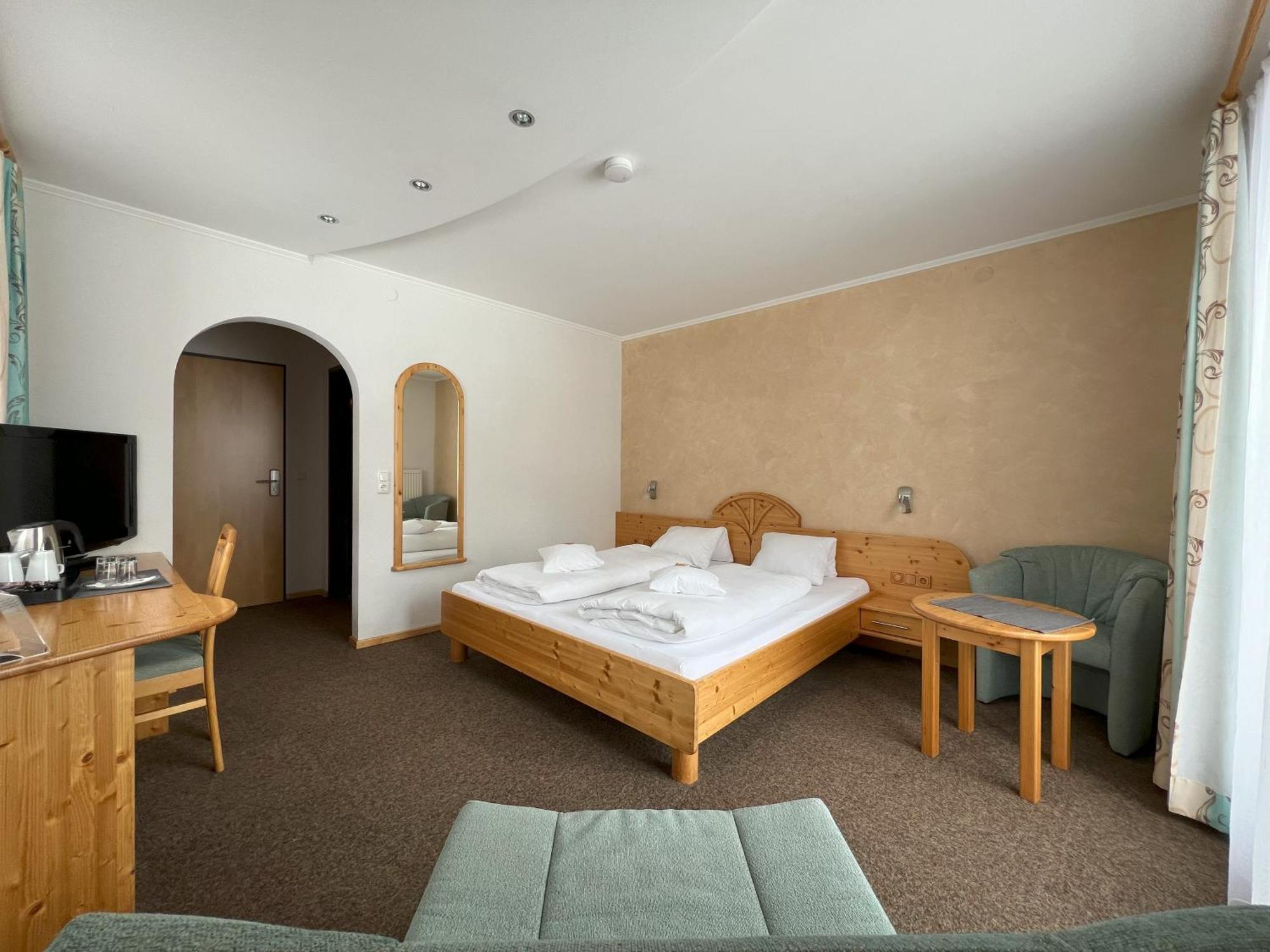 Hotel Garni Burger Sankt Jakob in Defereggen Kültér fotó